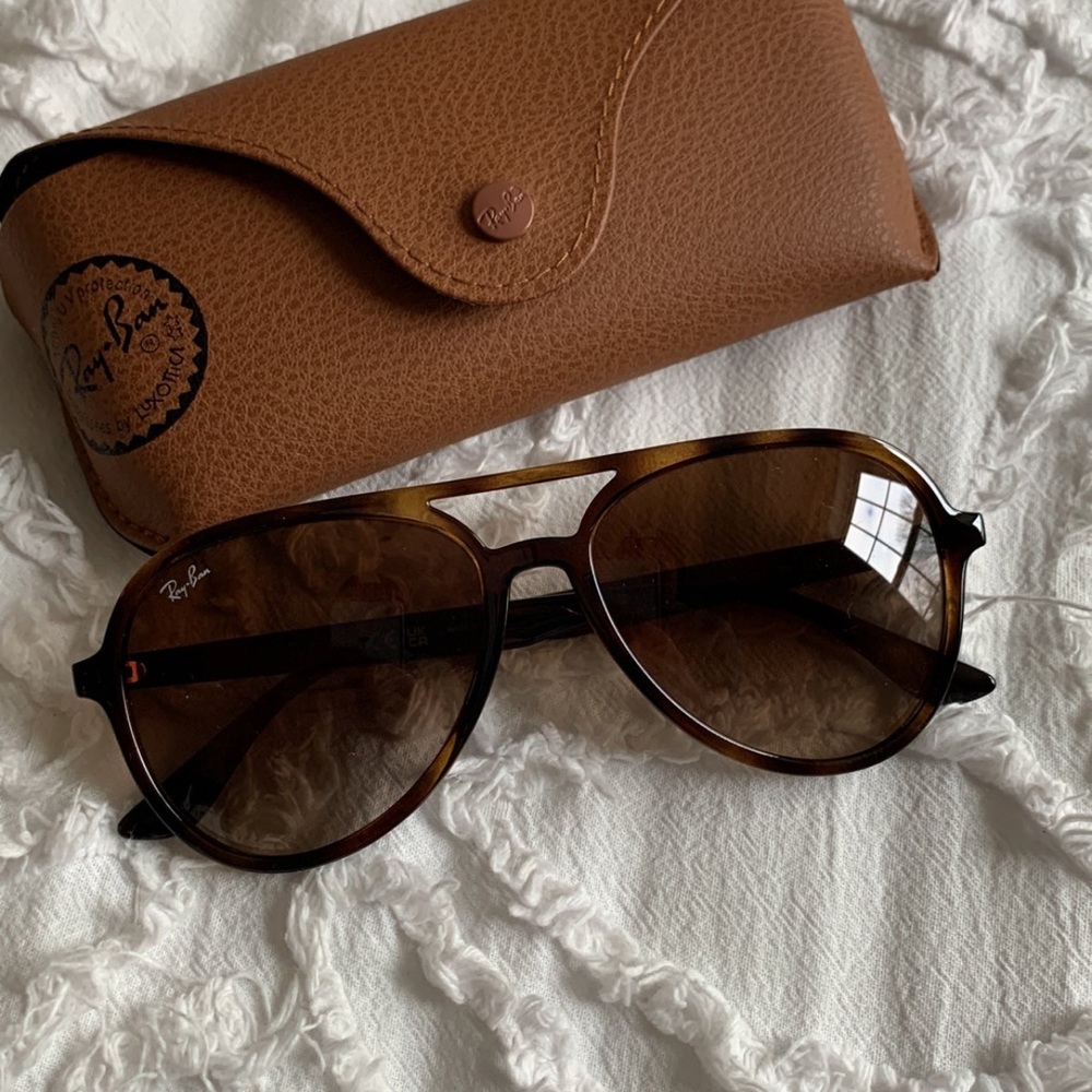 Ray ban pilot sunglasses